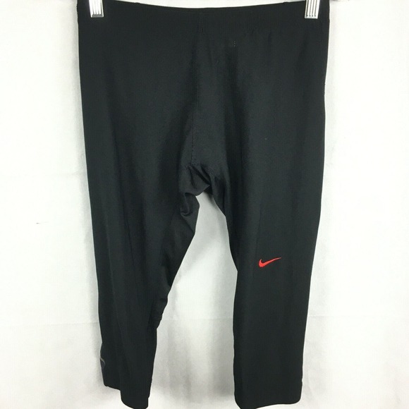 Nike Dri Fit Leggings Women Sz M Black Stretch Knit Capri Cropped Athletic Pant - Picture 1 of 11